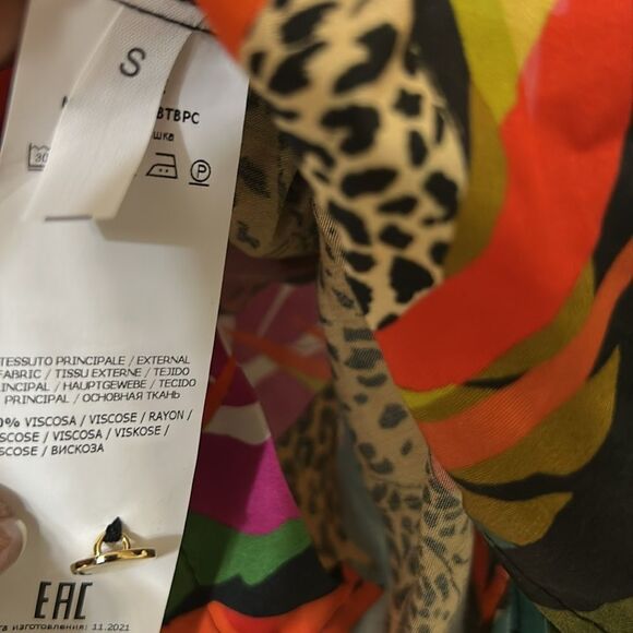 DX Collection Floral Print Button Down Shirt(Size Small) - Picture 7 of 8